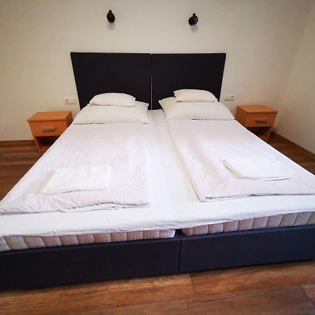 Mate Apartman 귤러 외부 사진